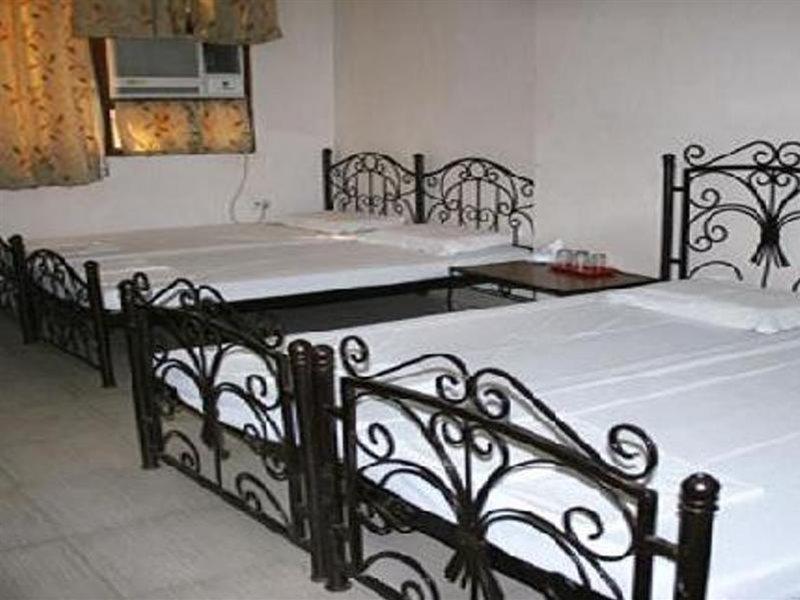 Hotel Kelson Dx With Parking, 2mins From Metro Station Near Railway Station New Delhi