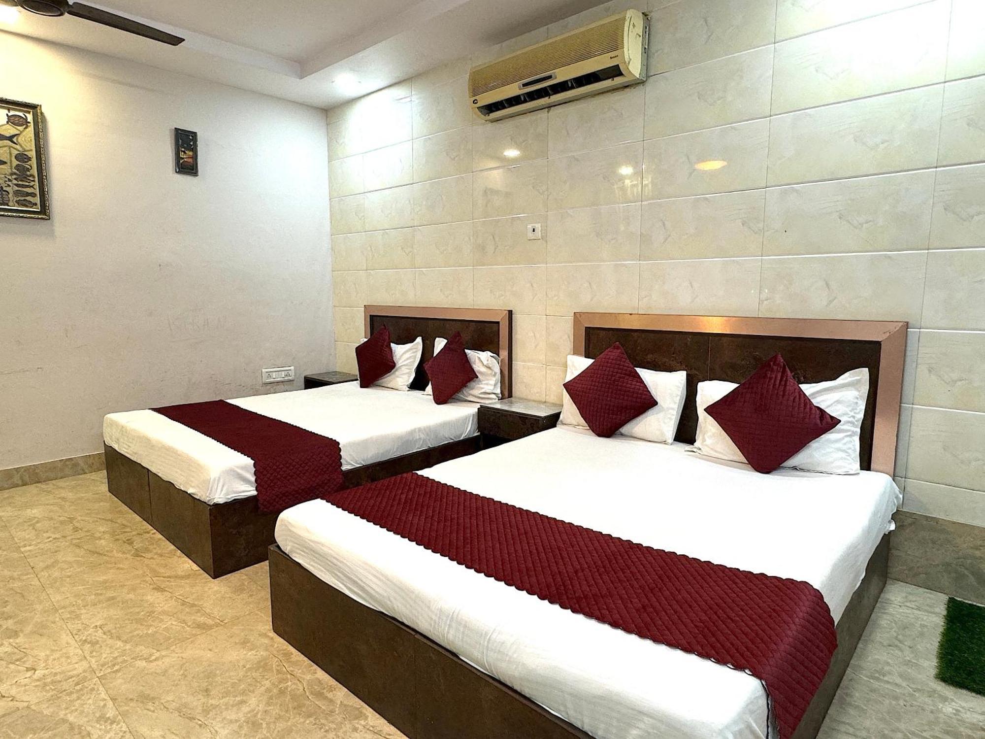 Hotel Kelson Dx With Parking, 2mins From Metro Station Near Railway Station New Delhi