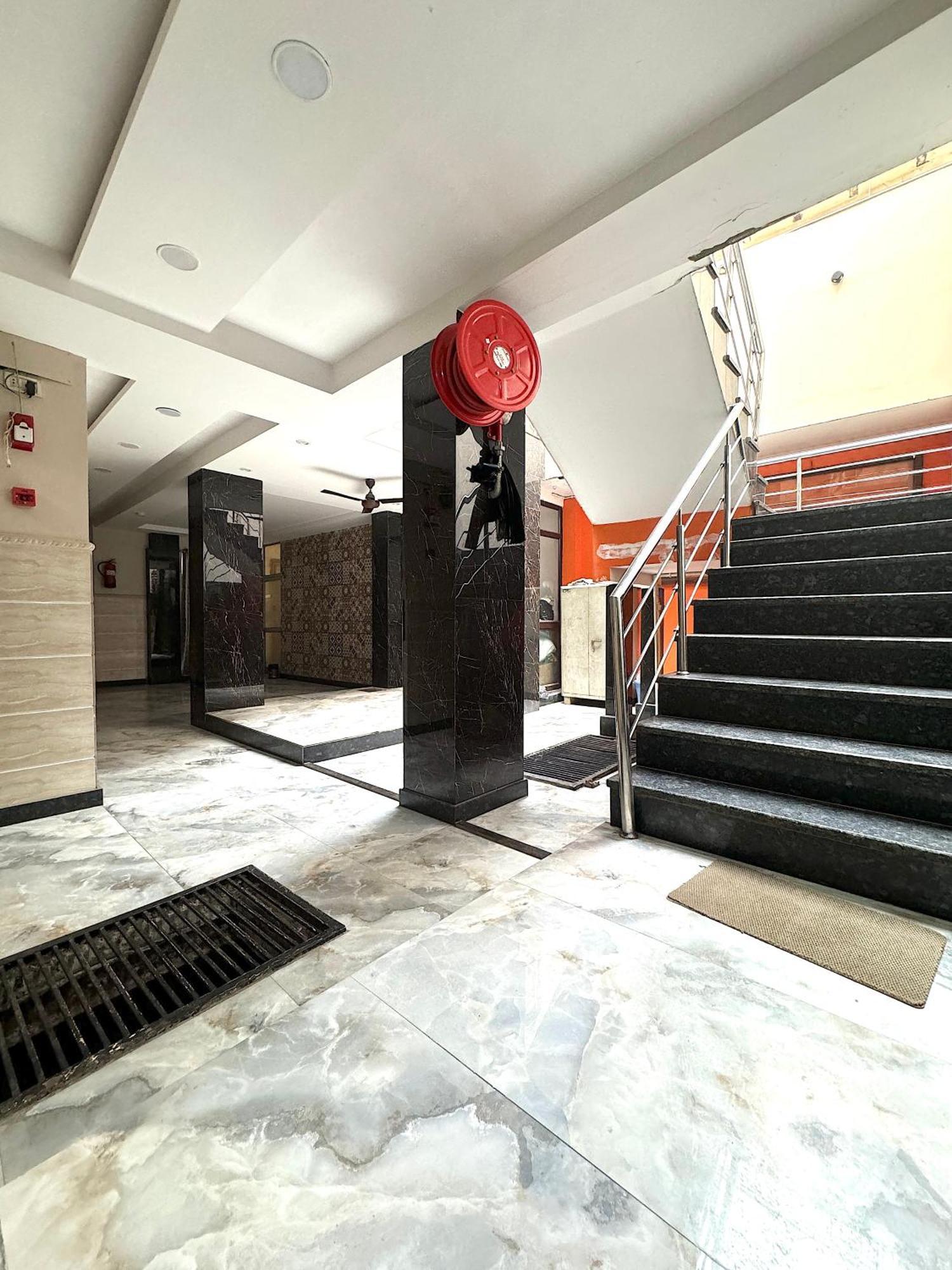 Hotel Kelson Dx With Parking, 2mins From Metro Station Near Railway Station New Delhi