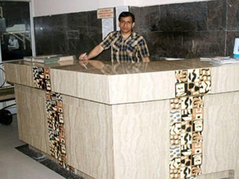Kelson Dx With Parking, 2mins From Metro Station Near Railway Station New Delhi
